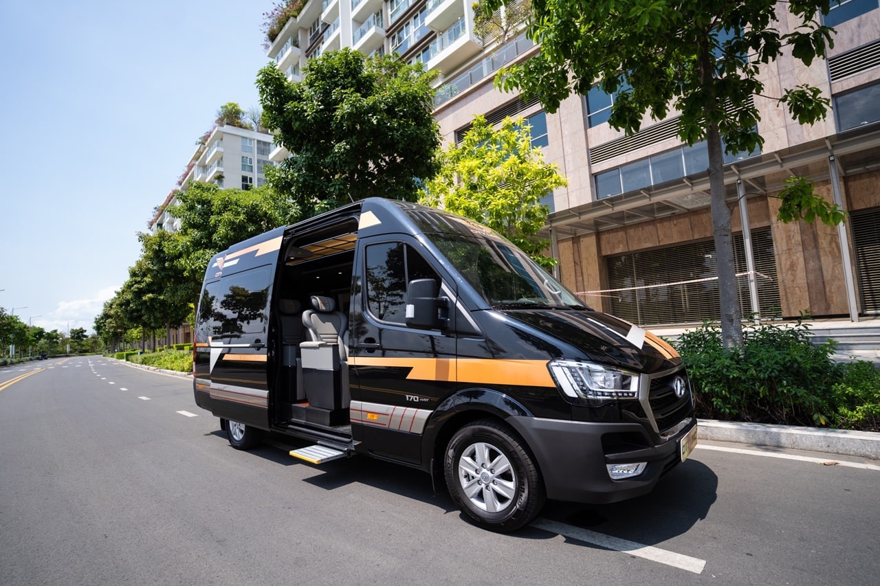 xe limousine ha noi di hai phong 14